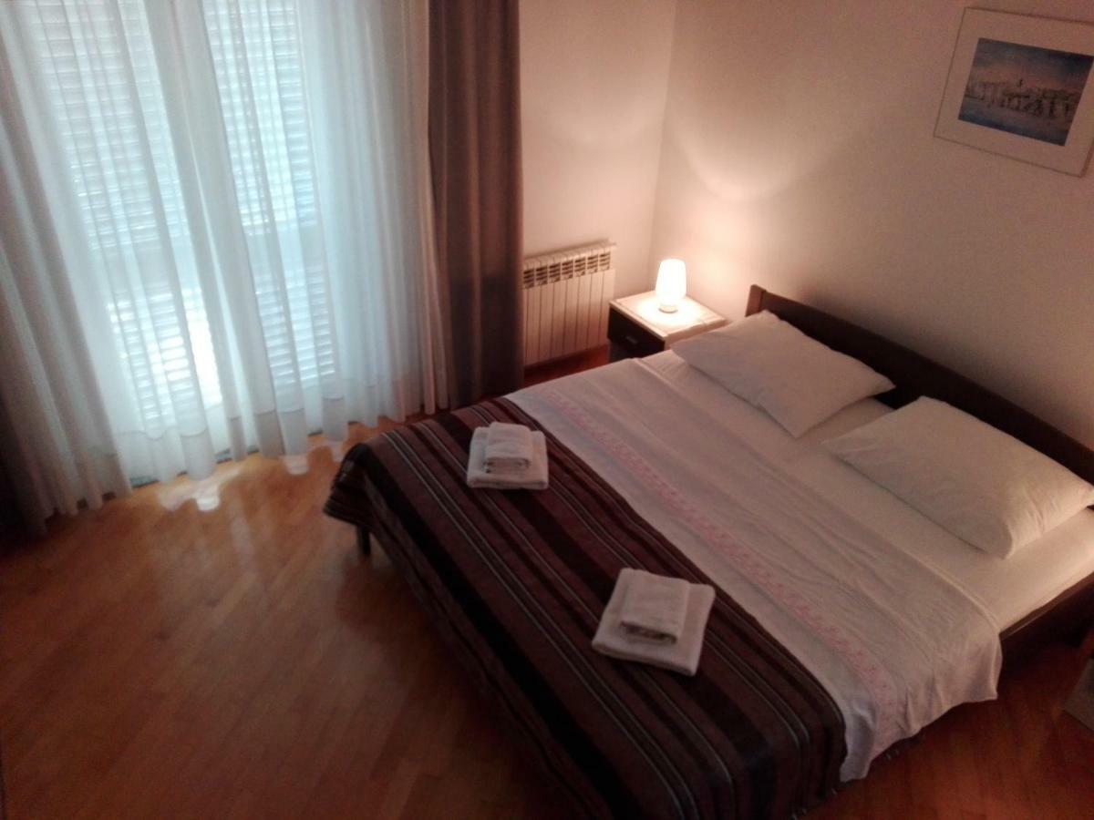 Sobe Tonica Hotel Кърк Екстериор снимка