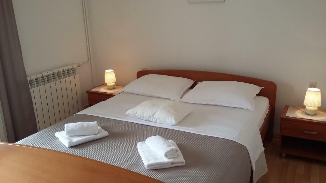 Sobe Tonica Hotel Кърк Екстериор снимка
